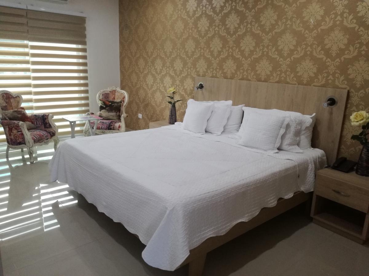 River City Hotel มอนเตริอา ภายนอก รูปภาพ
